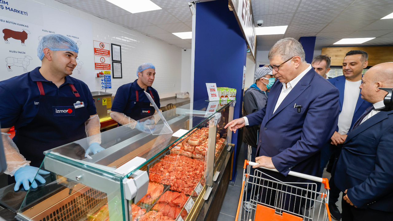 İzmir’de sosyal market dönemi: İZMAR üçüncü şubesiyle büyüyor!