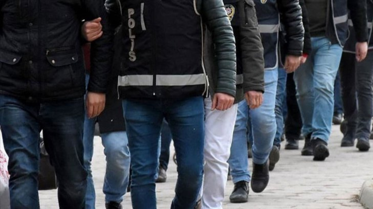 İzmir de listede: 67 ilde dev narkotik operasyonu, 839 gözaltı