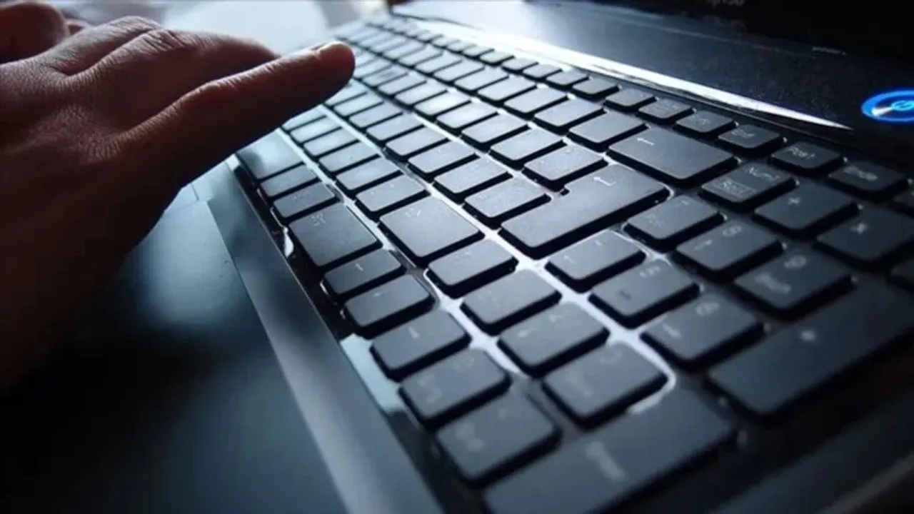 Ankara'da Sanal Devriye Operasyonu: 420 İnternet Sitesine Erişim Engeli!