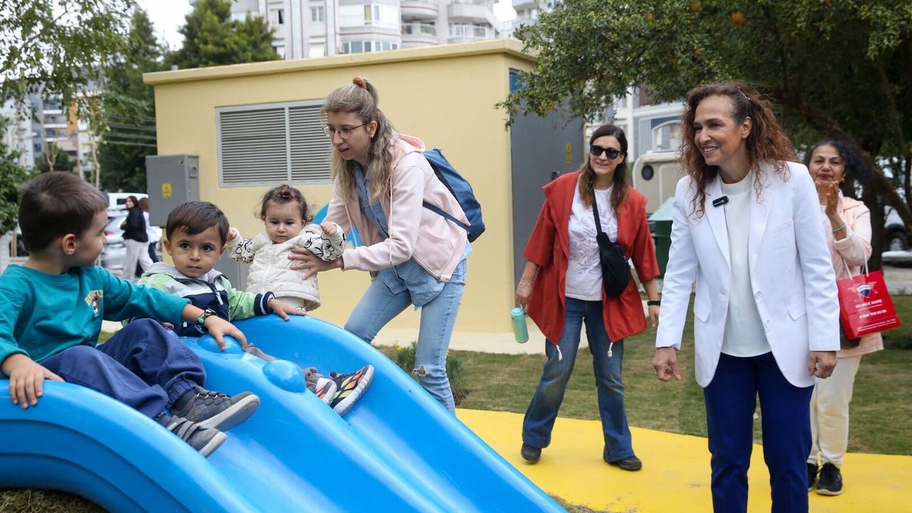 Karşıyaka’nın çocuklarına müjde: “Kent 95 Parkı” hizmete açıldı!