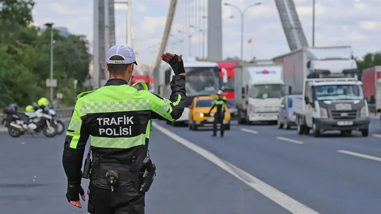 İzmir’in 8 aylık trafik bilançosu ağır: 28 bin 33 kaza