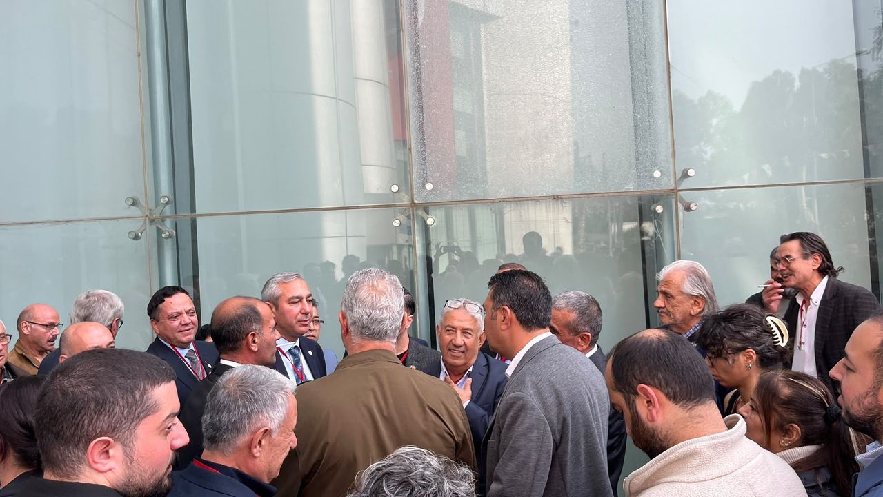 YENİ Parti Kongresinde Liste Krizi