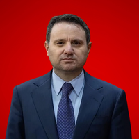 Akın Gürlek kimdir?