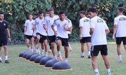 Altay, İskenderunspor karşısında 3 puan peşinde!