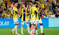 Fenerbahçe taraftarları şehitlerini andı!