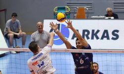 Arkas Spor Akaa Volley’e mağlup oldu