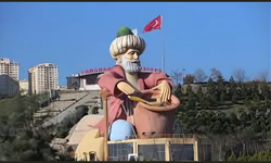 İzmir’de Nasreddin Hoca Heykeli