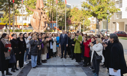 İzmir Balçova’da kadın cinayetlerine tepki: Her gün yasta, her gün isyandayız!