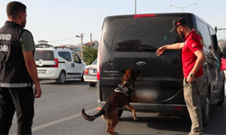 İzmir Polisi aranan şahıslara geçit vermiyor!