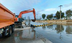 İzmir Körfezi’ni korumak için 150 bin ton atık toplandı!