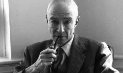 Oppenheimer kimdir?