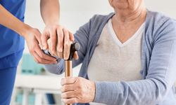 Parkinson hastalığı: Beyindeki dopamin eksikliği ve tedavi yöntemleri!