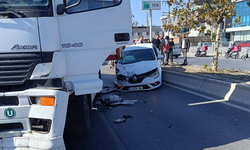 İzmir Bornova'da feci kaza: Motosiklet sürücüsü ağır yaralı!