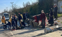 Kamyonet ile motosiklet çarpıştı: Baba öldü, oğlu yaralı!