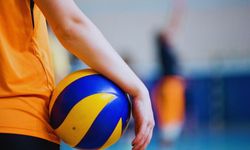 Kadınlar Voleybol 1. Ligi derbisinde Karşıyaka ile Göztepe karşılaşıyor