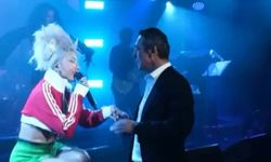 Ali Koç Hande Yener'le sahnede düet yaptı!