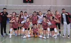 Depremzede voleybol takımından şampiyonluk mücadelesi!