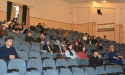 İzmir Ege Üniversitesi'nde “Etkili İletişim ve Sunum Teknikleri” semineri gerçekleşti