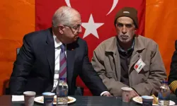 Bakan Güler, Şehit Astsubay Ufuk Akıncı'nın babaevine taziye ziyaretinde bulundu