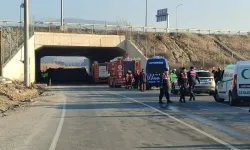 Denizli'de işçi midibüsü devrildi: 4 ölü!