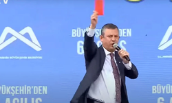 Özgür Özel sürprizi açıkladı: AK Parti'ye kırmızı kart çıktı!