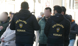 İzmir Konak’ta silahlı soygun suçundan aranan firari yakalandı