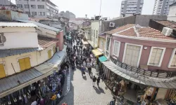 İzmir’in pazarlarında kaybolun: Alışverişin en keyifli adresleri