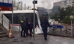 İzmir Bölge Metro'da yangın paniği: Yolcular tahliye edildi