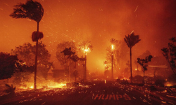 Los Angeles'ta yangın: 30 bin kişi tahliye edildi!