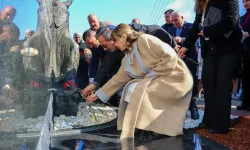 Karabağlar’da Hocalı Şehitleri anıldı