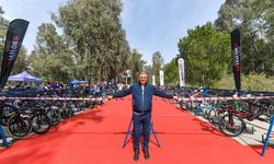 Cemil Tugay'dan İzmirli sporculara müjde!