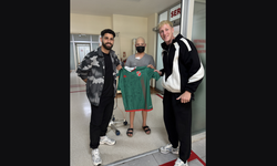 Karşıyakalı futbolculardan minik taraftara moral ziyareti!
