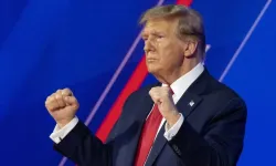 Donald Trump Körfez turunu 1,4 trilyon dolar yatırımla tamamladı