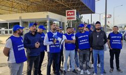 DYO Boya fabrikası işçileri greve çıktı