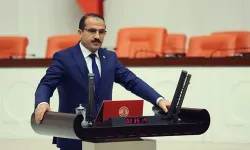 AK Partili Yaşar Kırkpınar'dan Başkan Tugay'a tepki: Belediyecilik lafla değil, icraatla olur