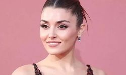 Hande Erçel Cannes’da fırtına gibi esti! Süper mini elbiseleri olay yarattı