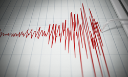 İzmir’de deprem mi oldu? İzmir'de deprem!