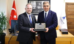 Kanada ve İzmir arasında kültür köprüsü kuruluyor