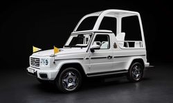 Papa Francis'in arabası isteği üzerine mobil sağlık kliniği oluyor