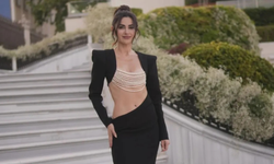 Nesrin Cavadzade Bakü Fashion Week’te baş manken olarak büyüledi