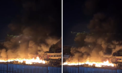 İzmir Karşıyaka'da gece yarısı yangın paniği: Elektrik telleri koptu!
