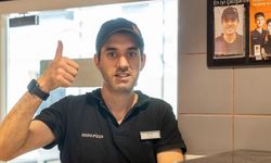 Azmiyle örnek oldu, iş yerinde ayın çalışanı seçildi