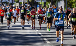 29 ülkeden 2 bin 606 sporcu, Salomon Çeşme Maratonu'nda koşacak