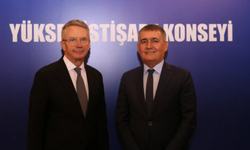 TÜSİAD yöneticileri Orhan Turan ve Ömer Arif Aras adliyede