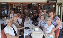 Adabelenliler Foça’da yıllar sonra yeniden buluştu