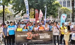 “Eziyet yönetmeliği” İzmir’de protesto edildi