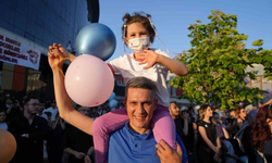 Binlerce balonun bırakıldığı Elif Azra, yaşamını yitirdi