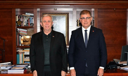Mansur Yavaş'tan İzmir yangınlarına destek