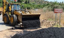 Efes Selçuk’ta bozuk yollar onarıldı