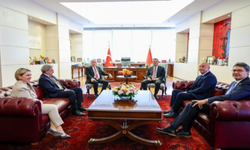 Ümit Özdağ’dan CHP’ye destek ziyareti